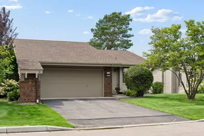 9526 Woodbridge Road, Bloomington, MN 55438 - Photo 3
