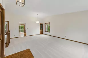 9526 Woodbridge Rd, Bloomington, MN 55438 - Photo 7