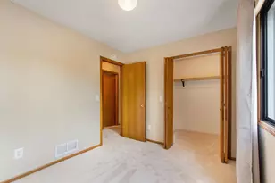 7638 13th St N, Oakdale, MN 55128 - Photo 25