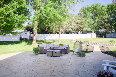 885 Briarwood Drive, Worthington, MN 56187 - Photo 27