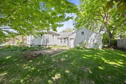 8218 Nicollet Avenue S, Bloomington, MN 55420 - Photo 15