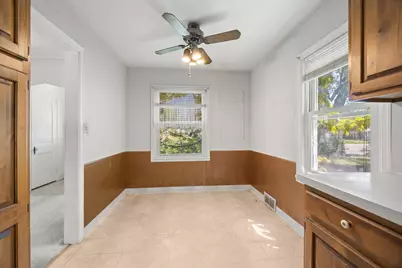 8218 Nicollet Avenue S, Bloomington, MN 55420 - Photo 5