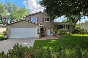 10215 39th Ave N, Plymouth, MN 55441 - Photo 33
