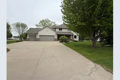 1511 3rd Street NE, Willmar, MN 56201 - Photo 3