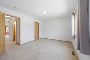 125 Gloria Ave, Green Isle, MN 55338 - Photo 15