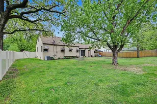 5422 Madison St NE, Fridley, MN 55421 - Photo 31