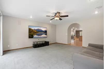 870 County Road F E, Vadnais Heights, MN 55127 - Photo 15