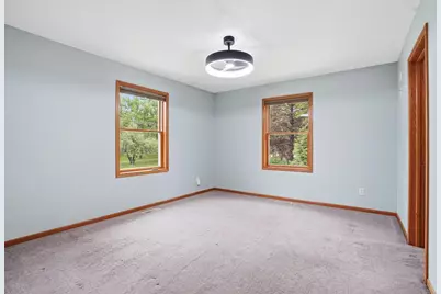 870 County Road F E, Vadnais Heights, MN 55127 - Photo 25