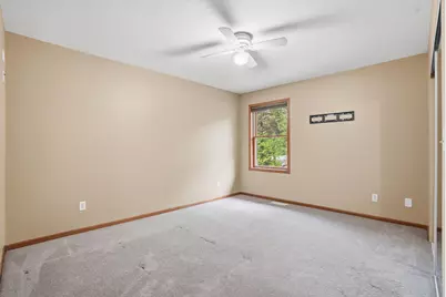 870 County Road F E, Vadnais Heights, MN 55127 - Photo 33