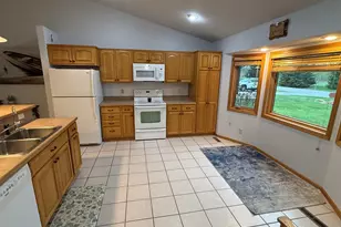 20170 Sugarbrooke Ln, Cohasset, MN 55721 - Photo 9