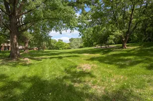 7623 Harold Ave, Golden Valley, MN 55427 - Photo 23