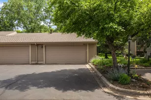 7623 Harold Ave, Golden Valley, MN 55427 - Photo 19