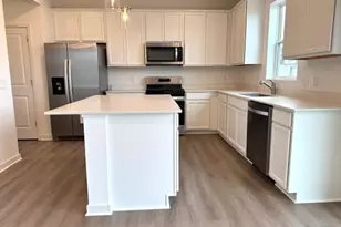 4975 Airlake Dr, Woodbury, MN 55129 - Photo 5