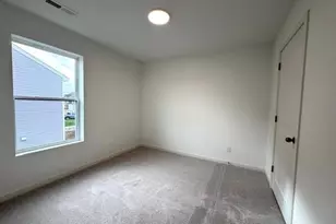 4975 Airlake Dr, Woodbury, MN 55129 - Photo 17