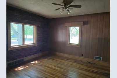 410 E Ciro Street, Truman, MN 56088 - Photo 9