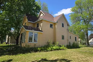 410 E Ciro St, Truman, MN 56088 - Photo 3