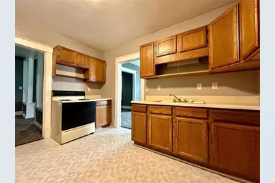 402 N 8th Street, Kerkhoven, MN 56252 - Photo 5