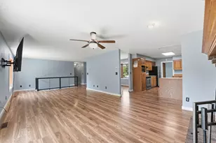 817 24th Ave SW, Willmar, MN 56201 - Photo 13