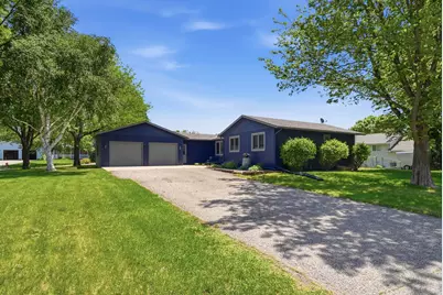 817 24th Avenue SW, Willmar, MN 56201 - Photo 3
