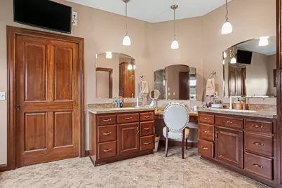 903 Fairway Drive, Pipestone, MN 56164 - Photo 21