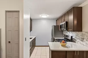 1601 N Innsbruck Dr, Fridley, MN 55432 - Photo 11