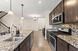 4262 Corn Silk Ln, Woodbury, MN 55129 - Photo 11