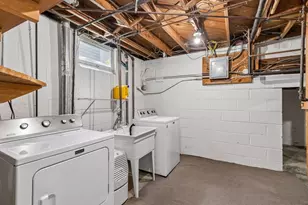8230 Clinton Ave S, Bloomington, MN 55420 - Photo 21