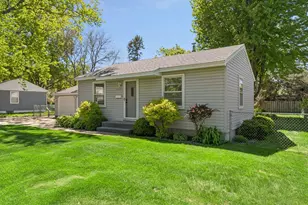 8230 Clinton Ave S, Bloomington, MN 55420 - Photo 3