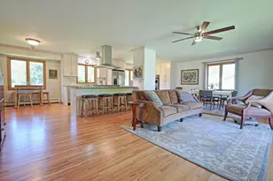 716 Eldridge Ave E, Maplewood, MN 55117 - Photo 1