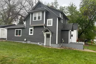 944 N Rosemary Ave, Fergus Falls, MN 56537 - Photo 3