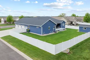 600 Elizabeth St, Marshall, MN 56258 - Photo 81