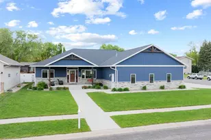 600 Elizabeth St, Marshall, MN 56258 - Photo 1