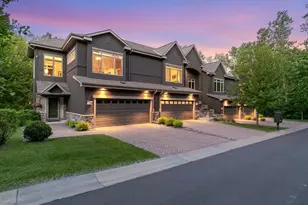 671 Willoughby Way E, Minnetonka, MN 55305 - Photo 79