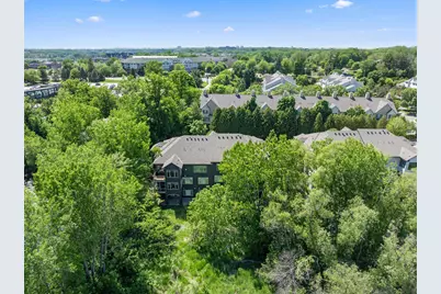 671 Willoughby Way E, Minnetonka, MN 55305 - Photo 59