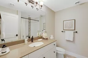671 Willoughby Way E, Minnetonka, MN 55305 - Photo 51