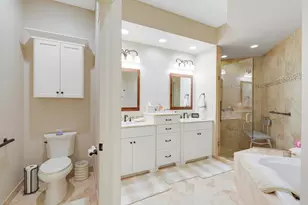 671 Willoughby Way E, Minnetonka, MN 55305 - Photo 33