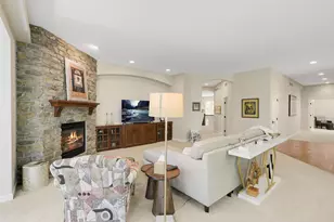 671 Willoughby Way E, Minnetonka, MN 55305 - Photo 11