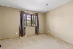 909 Basenji Curve, Shakopee, MN 55379 - Photo 27