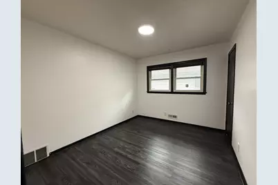 5154 Sheridan Avenue N, Minneapolis, MN 55430 - Photo 13