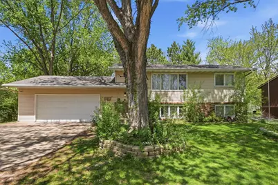 305 8th Street N, Sartell, MN 56377 - Photo 3