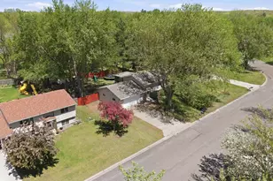 305 8th St N, Sartell, MN 56377 - Photo 27