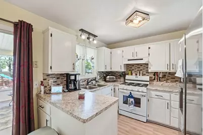 305 8th Street N, Sartell, MN 56377 - Photo 9