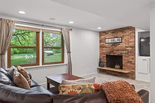 1842 Beecher Dr, Eagan, MN 55122 - Photo 29