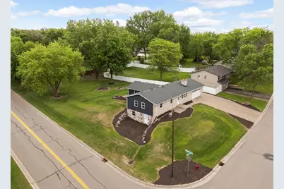 18774 Jordan Trail, Lakeville, MN 55044 - Photo 3
