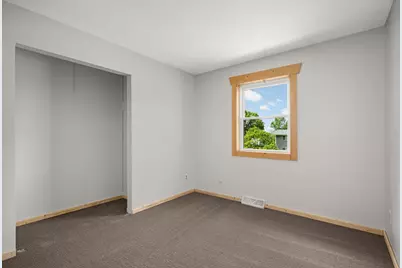 18774 Jordan Trail, Lakeville, MN 55044 - Photo 17
