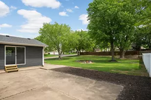 18774 Jordan Trail, Lakeville, MN 55044 - Photo 29