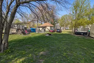 331 2nd Ave NW, Glenville, MN 56036 - Photo 5