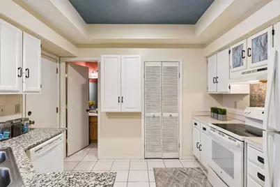 518 Lovell Avenue #3, Roseville, MN 55113 - Photo 5