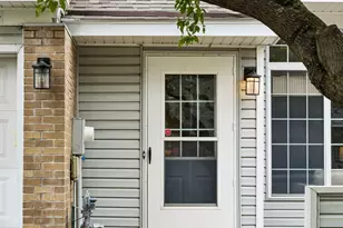 518 Lovell Ave, Roseville, MN 55113 - Photo 25