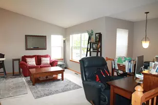 1661 Countryside Dr, Shakopee, MN 55379 - Photo 5
